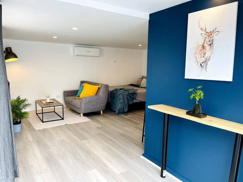Newly Renovated Contemporary Private Studio Near Hobart CBD And Airport - Accommodation Georgetown 2