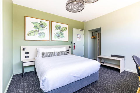 Nightcap At Commercial Hotel - Accommodation Georgetown 2