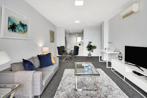 North Sydney Large Two Bedroom MIL2252402 - Accommodation Georgetown 0
