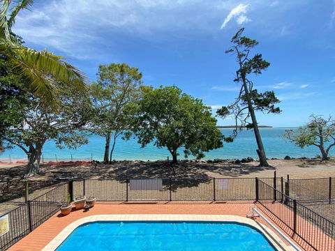 Ocean Shores UP - Burrum Heads- Riverfront - Pool -2BR - Accommodation Georgetown 0
