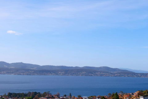 Oceanview Oasis - Close To CBD And Airport - Accommodation Georgetown 1