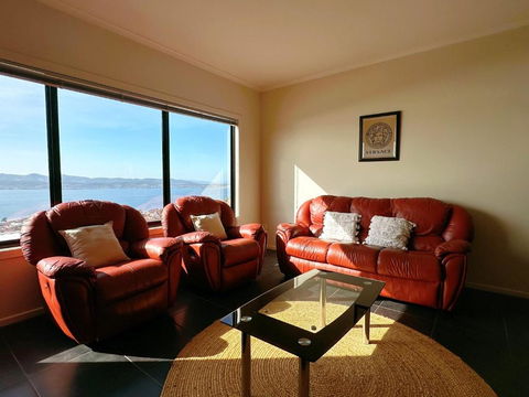 Oceanview Oasis - Close To CBD And Airport - Accommodation Georgetown 3