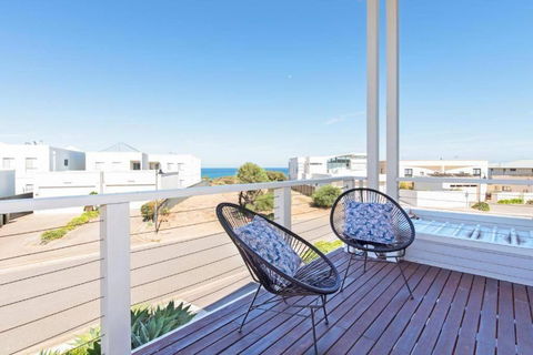 On Seascape - Accommodation Georgetown 3