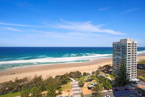 One The Esplanade Apartments On Surfers Paradise - Accommodation Georgetown 3
