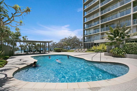 One The Esplanade Apartments On Surfers Paradise - Accommodation Georgetown 1