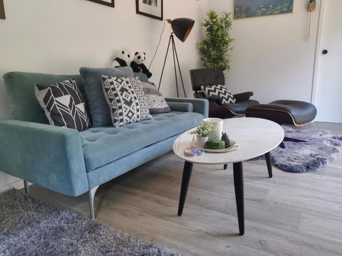 Oohlala - High Ceiling Peaceful Relaxing Bushland View - Accommodation Georgetown 2