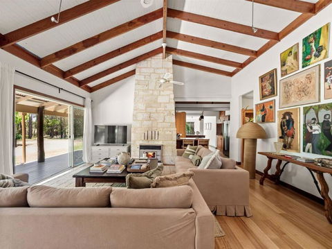 Orchard Homestead Countryside Retreat - Accommodation Georgetown 0