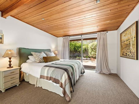 Orchard Homestead Countryside Retreat - Accommodation Georgetown 1