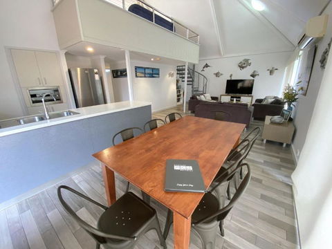 Osprey Holiday Village Unit 121 - Accommodation Georgetown 0