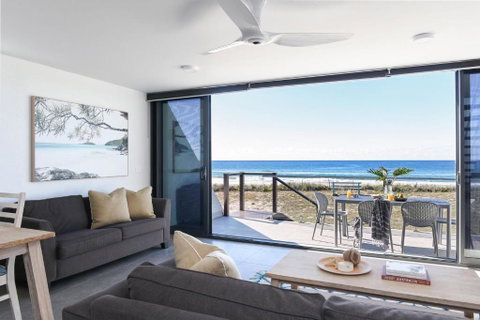 Pacific Dawn On The Beach - Accommodation Georgetown 2