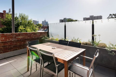 Paterson 1911 - Upmarket Terrace In Vibrant Fitzroy - Accommodation Georgetown 2