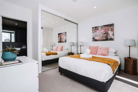 Perfect Located 1-Bed With Great Views & Parking - Accommodation Georgetown 3