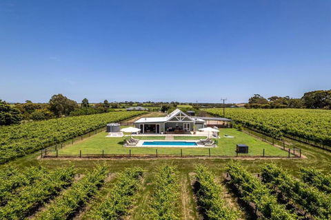 Pethick House - Accommodation Georgetown 1