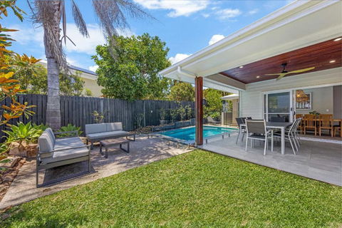 Pet Friendly Holiday Home With Pool On Alex - Accommodation Georgetown 3