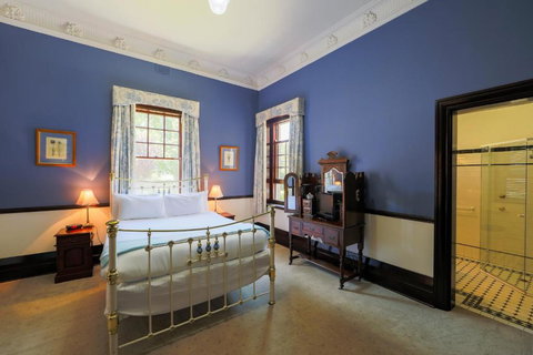 Petersons Armidale Winery And Guesthouse - Accommodation Georgetown 2