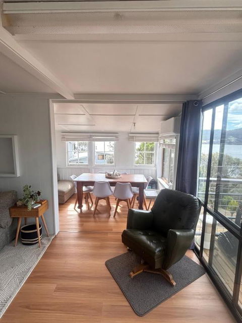 Pine Cottage - Accommodation Georgetown 0