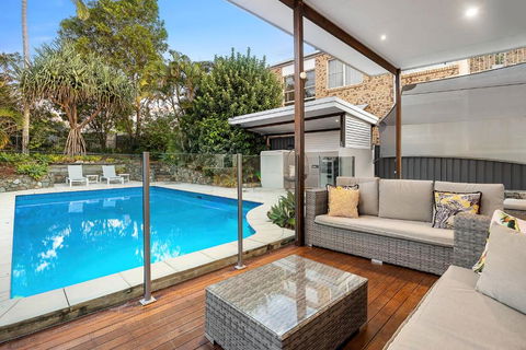 Pool Side Luxury Pet Friendly - Walk To The Beach - Accommodation Georgetown 0