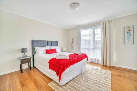 Port View Escape - Accommodation Georgetown 2