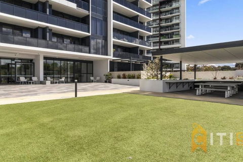 Posh In Phillip - 2bd 2bth Apt - Accommodation Georgetown 2