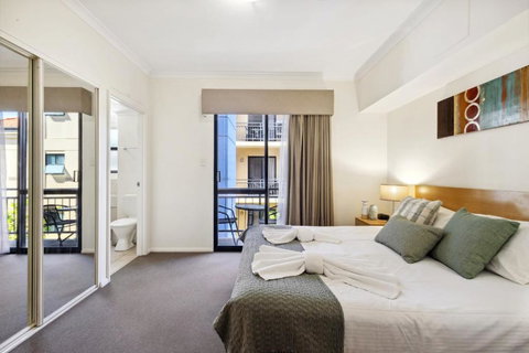 Prized Perth Retreat 1BDR - Accommodation Georgetown 2