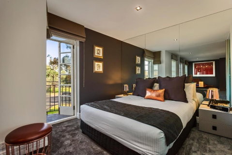Quest East Melbourne - Accommodation Georgetown 0
