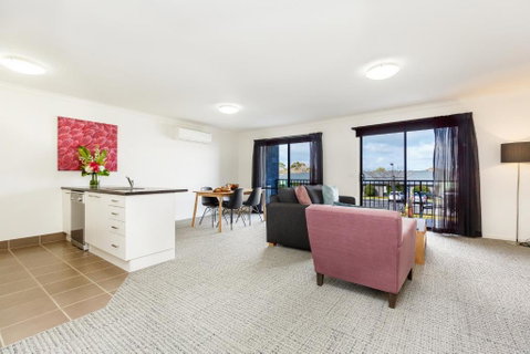 Quest Sale - Accommodation Georgetown 3