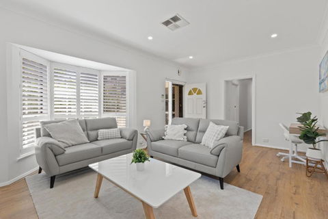 Quiet 2-Bed Retreat With Private Courtyard - Accommodation Georgetown 0