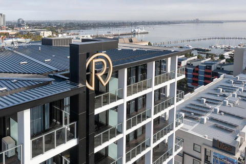 R Hotel Geelong - Accommodation Georgetown 1