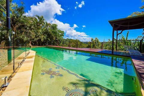 Private Access Retreat 1 Queen Bedroom W Stunning Pool And Ocean Views - Accommodation Georgetown 1