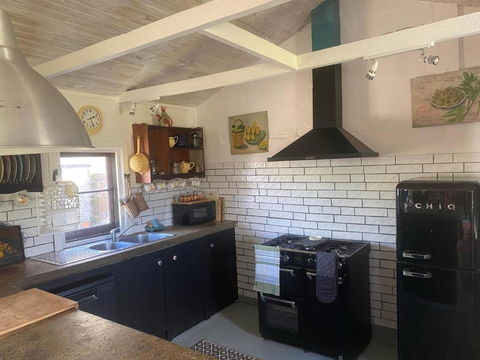 Private Country Escape With Valley Views - Accommodation Georgetown 0