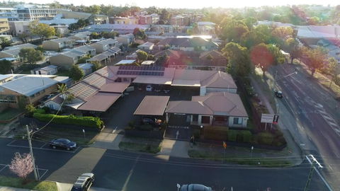Asters On James Motor Inn - Accommodation Georgetown 1