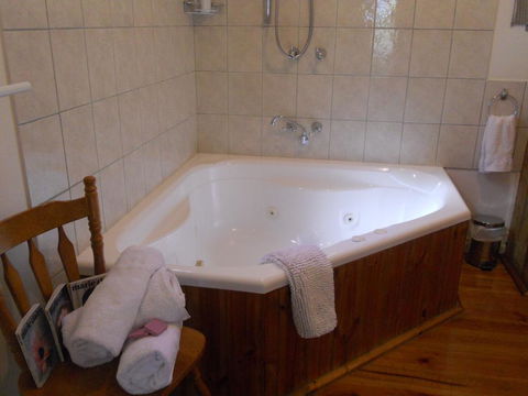 Astley Cottage - Accommodation Georgetown 1