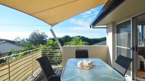 At The Beach - Lennox Head - Accommodation Georgetown 0