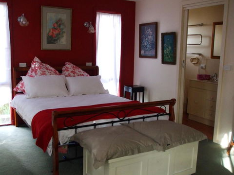 At The Gallery - Accommodation Georgetown 0
