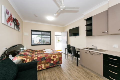 Athena Studio Units - Accommodation Georgetown 2