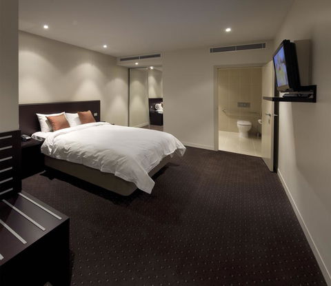 Atlantis Hotel Melbourne - Accommodation Georgetown 2