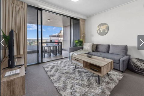 AU1 - Long Stay W Balcony RiverViews Fast WiFi - Accommodation Georgetown 0