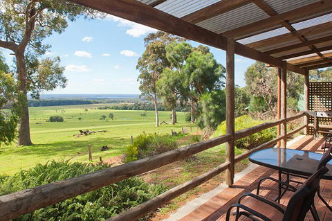 Augusta Sheoak Chalets - Accommodation Georgetown 0