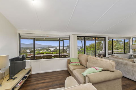 Aurelia, 14 Stewart Street - Accommodation Georgetown 0
