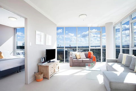 Australia Towers ShortOzstay - Accommodation Georgetown 0