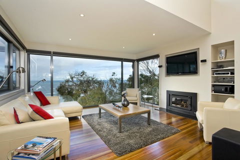 Azure - Accommodation Georgetown 0