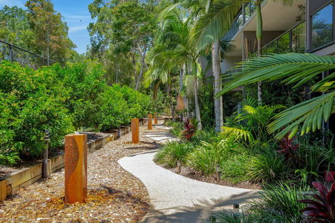 Baden 46 - Rainbow Shores, Walk To Beach, Top Floor, Air Conditioned Unit, Pools - Accommodation Georgetown 3