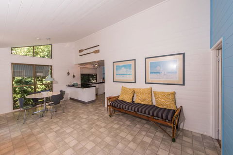Banksia - Accommodation Georgetown 1