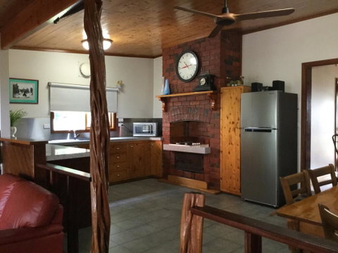 Bayview Boathouse - Accommodation Georgetown 2