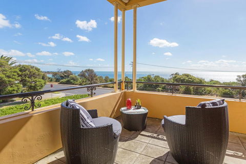 BEACH BELLE - MORNINGTON - Accommodation Georgetown 1