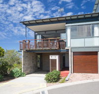 Beach View At One Mile' 8/26 One Mile Close - infinity complex pool  WIFI - Accommodation Georgetown