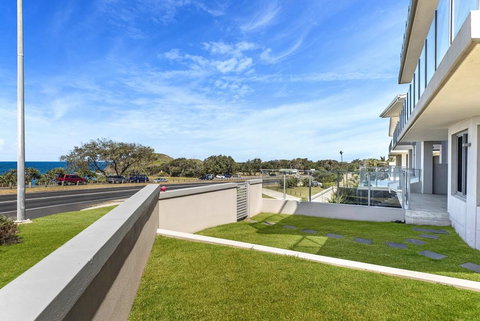 Beachfront Cabarita Apartment - Accommodation Georgetown 1