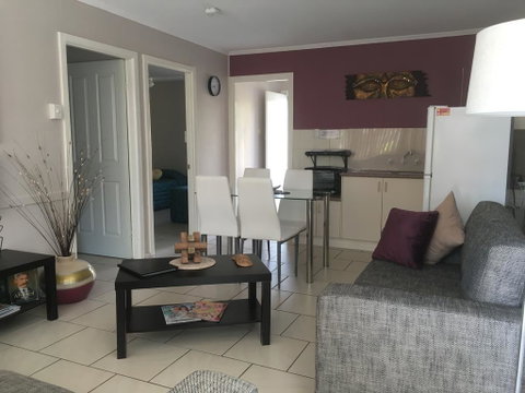 Beachlander Holiday Apartments - Accommodation Georgetown 3