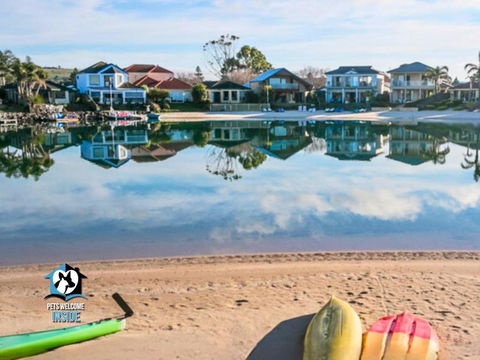 Renovated Beautiful Holiday Home With A Private Beach & Stunning Views! - Accommodation Georgetown 0