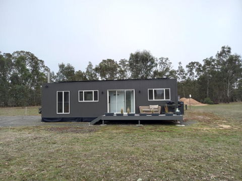 Redman View Luxury Lakeside Cabin - Accommodation Georgetown 1